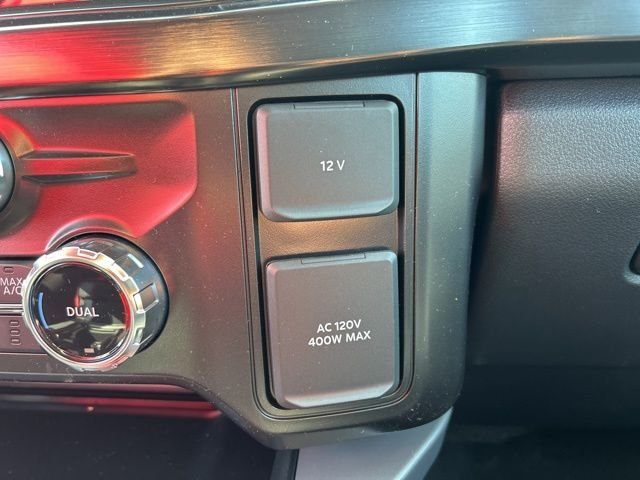 New 2026 Star White Metallic Tri-Coat Ford F-350® Lariat® image 24