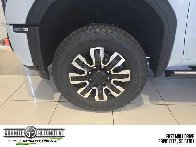 New 2026 Glacier White Tricoat GMC Denali Ultimate image 27