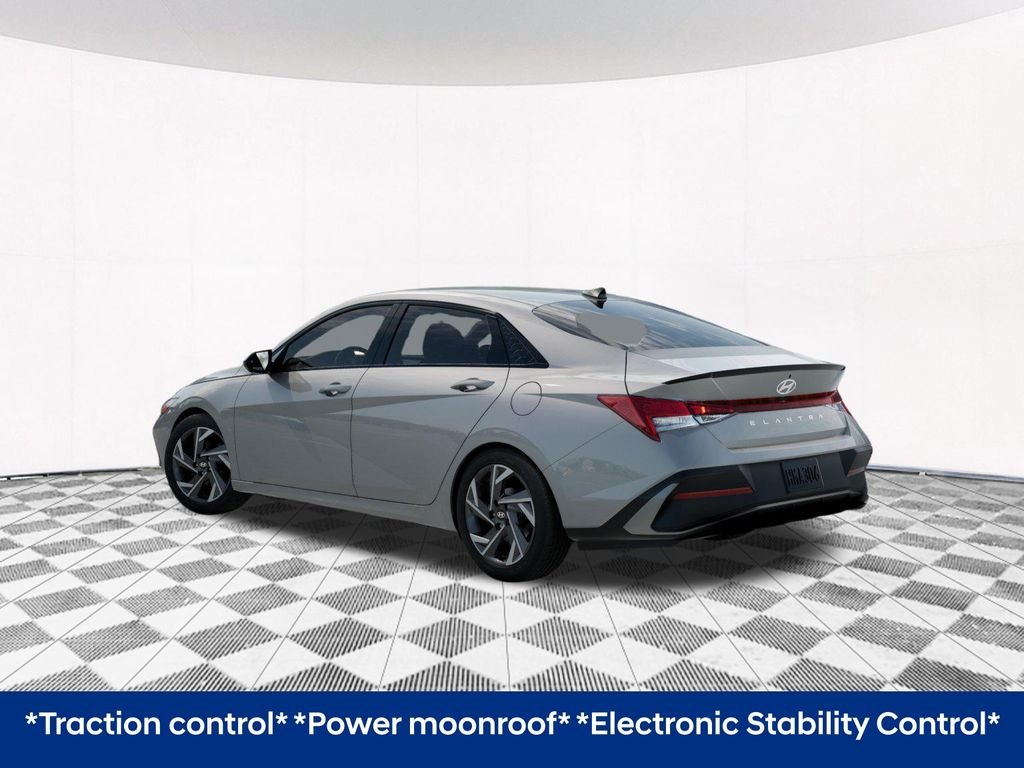 Certified Used 2026 Silver Hyundai SEL Sport image 7