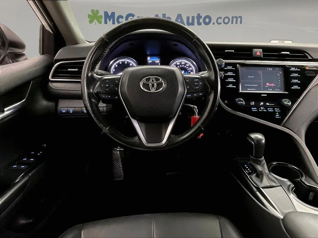 Used 2020 White Toyota SE image 7