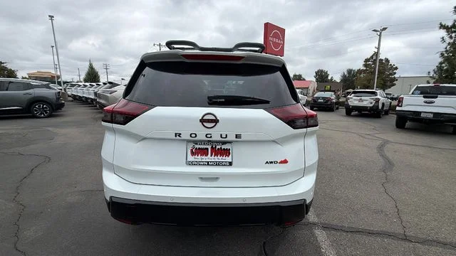 New 2026 Everest White Pearl TriCoat Nissan Rock Creek® image 5