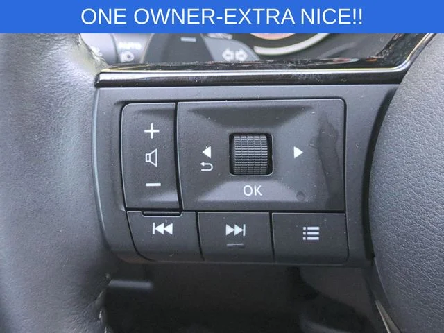 Used 2023 Silver Nissan SV image 20