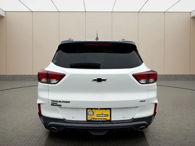 Used 2021 White Chevrolet RS image 7