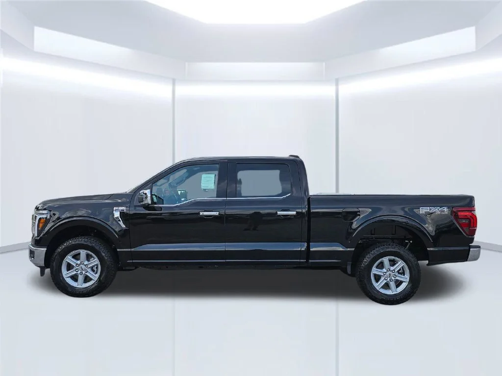 New 2026 Agate Black Metallic Ford Lariat® image 17