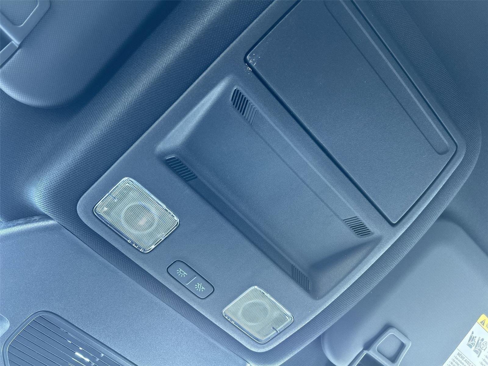 2025 Ford Escape ST-Line - Photo 25