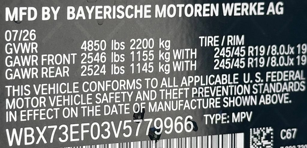New 2027 Space Silver Metallic BMW xDrive28i image 44