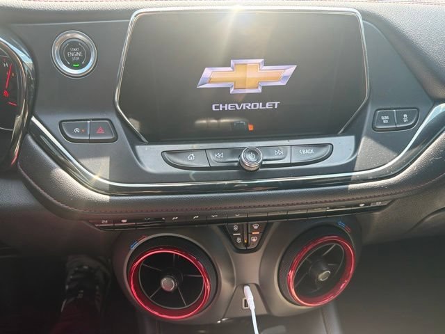 Used 2022 BLACK Chevrolet RS image 8