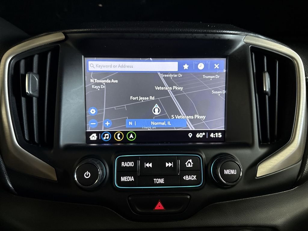 Used 2018 Summit White GMC Denali image 31
