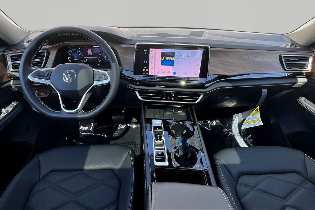2026 Volkswagen Atlas SE w/Tech - Photo 7