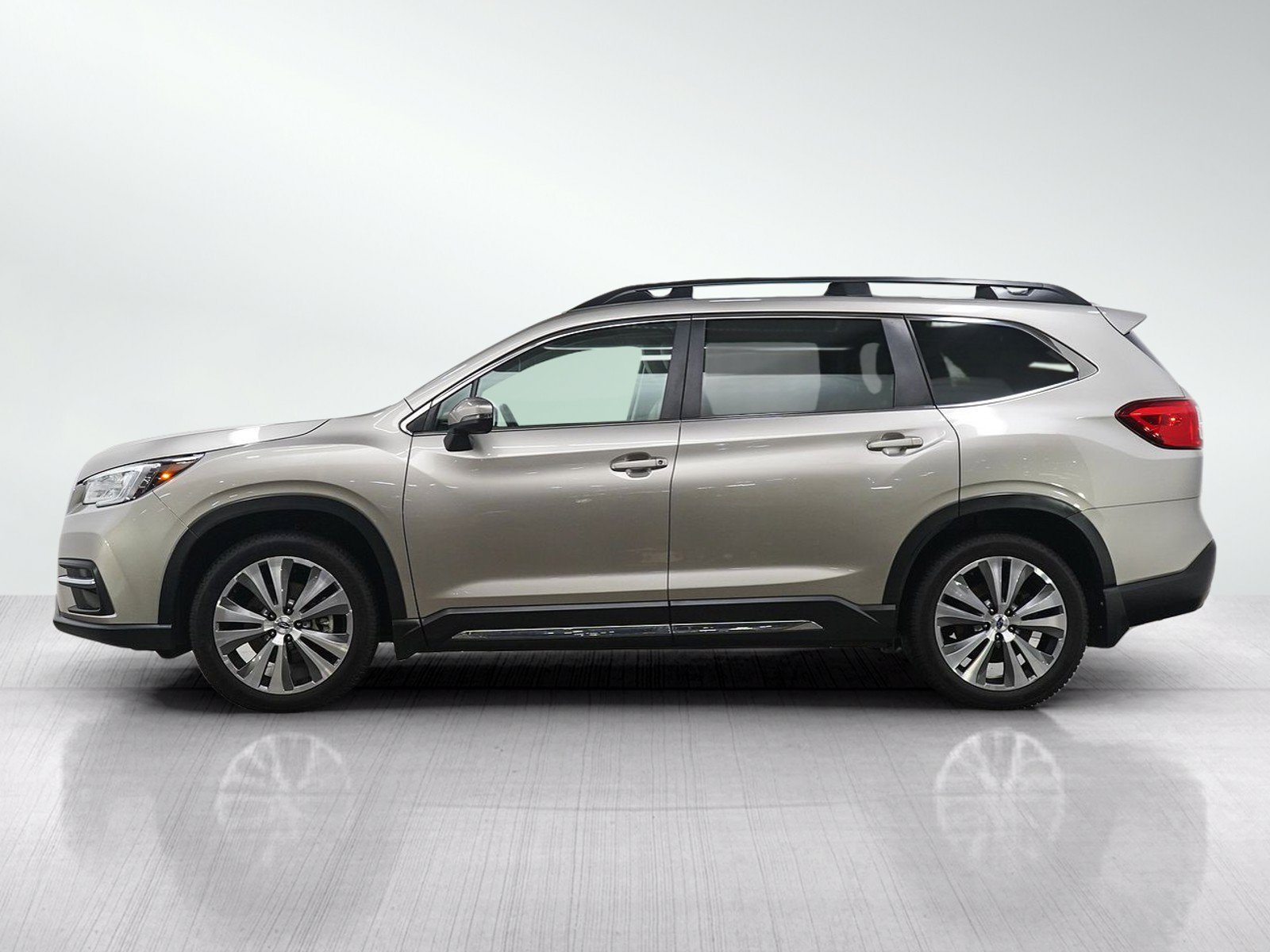 Used 2020 Subaru Ascent Limited with VIN 4S4WMAMD6L3475832 for sale in South Saint Paul, Minnesota