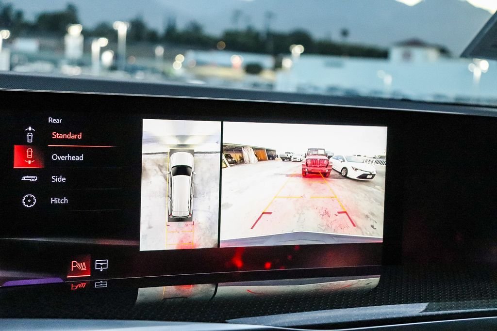 Used 2025 Crystal White Cadillac V-Series image 28