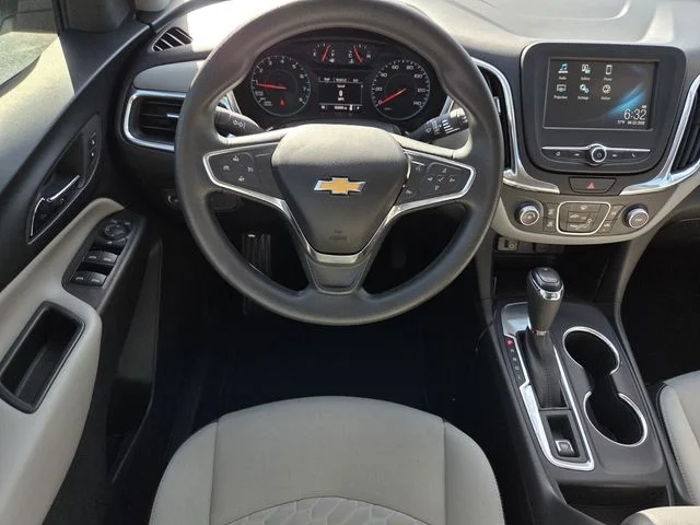Used 2018 Silver Chevrolet LS image 14
