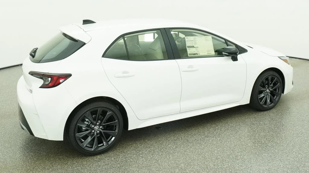 New 2026 Ice Cap Toyota XSE image 16