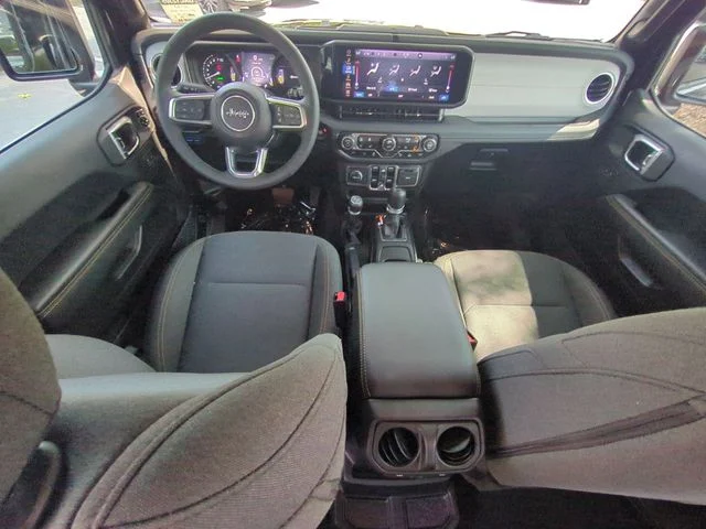 Used 2025 Black Jeep Sahara 4xe image 29