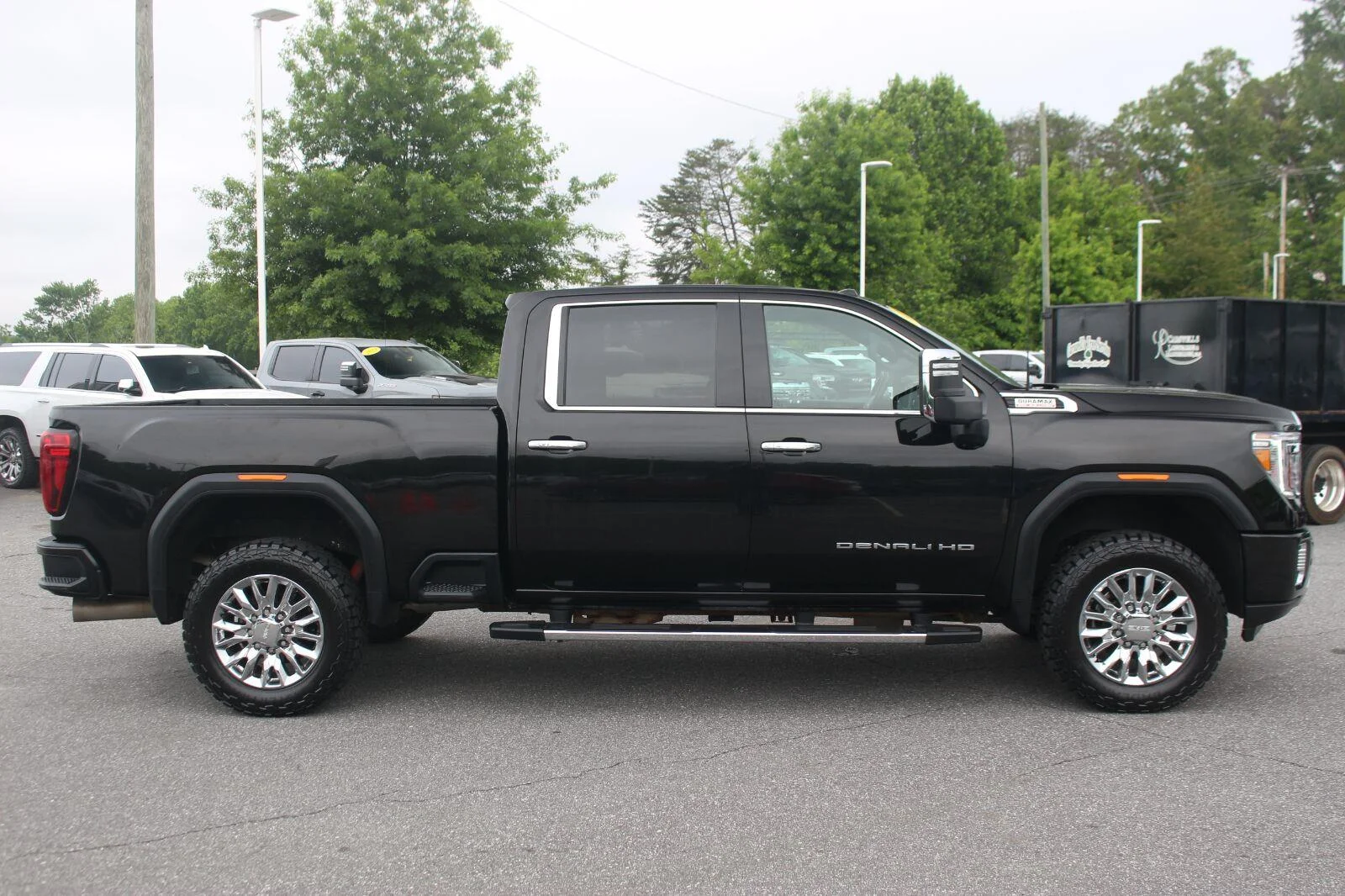 Used 2023 Ebony Twilight Metallic GMC Denali image 8