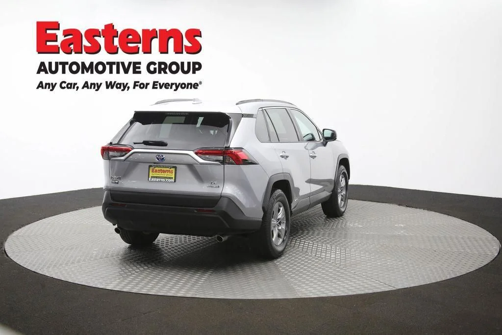 Used 2023 Silver Toyota LE image 39