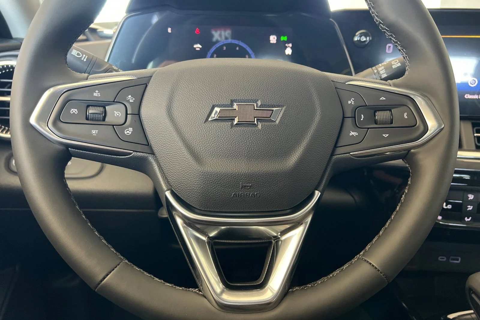 New 2026 Cacti Green Chevrolet ACTIV image 23