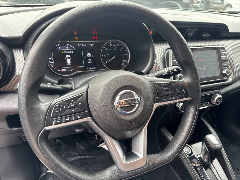Used 2018 Silver Nissan SV image 14