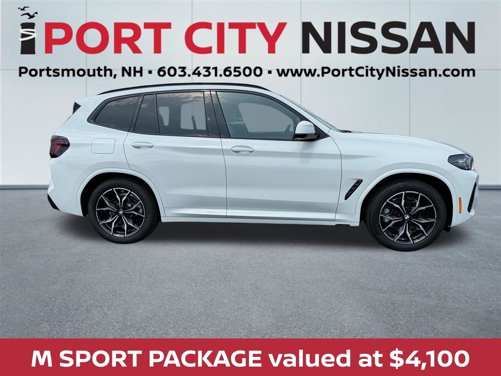 Used 2023 Alpine White BMW xDrive30i m-sport w/premium & hk audio image 2