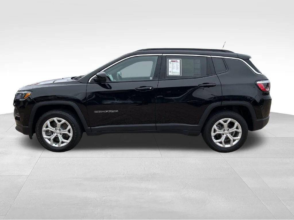 Used 2024 Black Jeep Latitude image 2