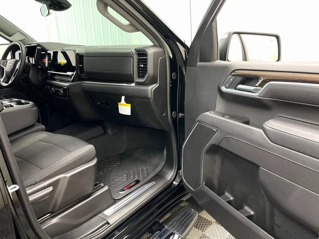 2026 Chevrolet Silverado 1500 LT - Photo 39