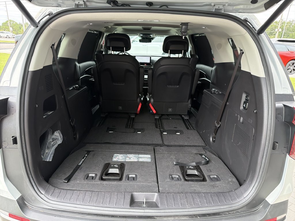2025 Kia Carnival SX Prestige - Photo 14