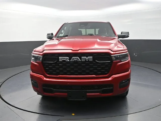 New 2026 Molten Red Pearl-Coat Exterior Paint RAM Big Horn/Lone Star image 4