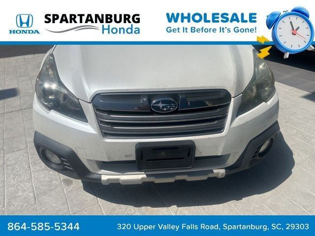 Used 2013 White Subaru 2.5i image 5