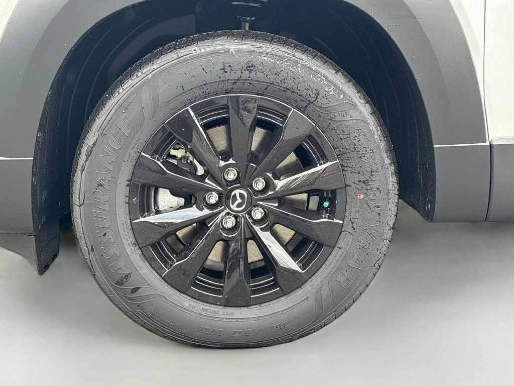 New 2026 Wind Chill Pearl Mazda Preferred AWD image 32