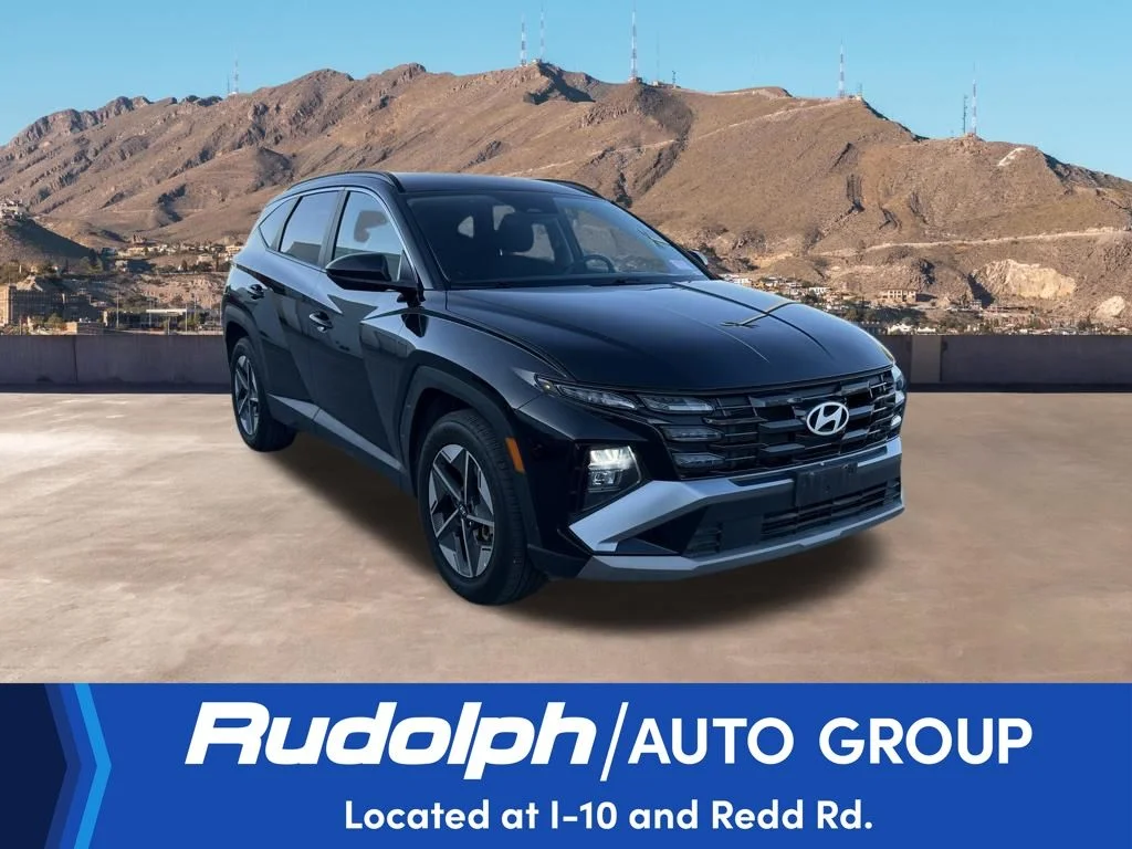 Used 2025 Black Hyundai SEL image 7