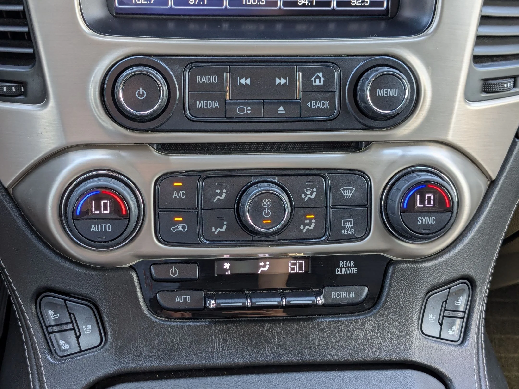 Used 2017 Onyx Black GMC Denali image 22