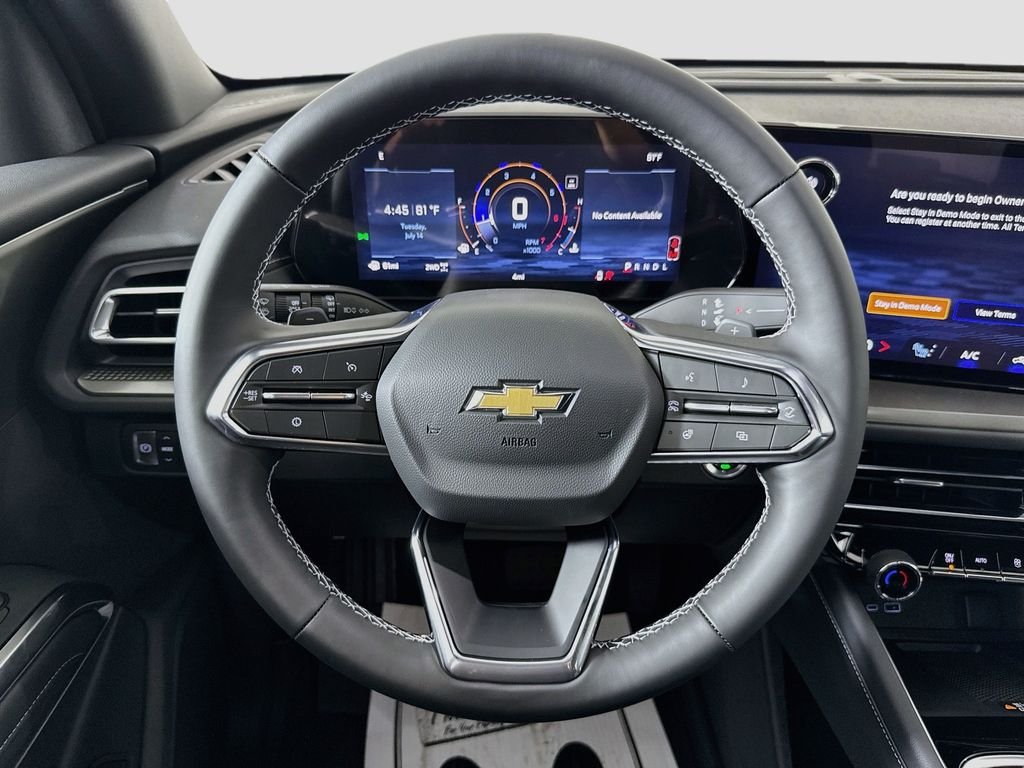 New 2026 Mosaic Black Metallic Chevrolet LT image 11