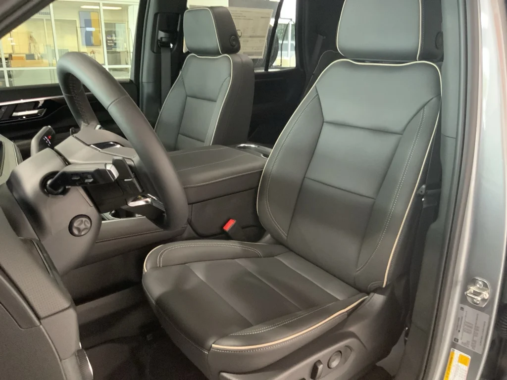 2026 Chevrolet Tahoe Premier - Photo 5