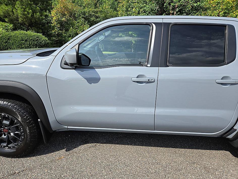 Used 2024 Boulder Gray Pearl Nissan PRO-4X image 9