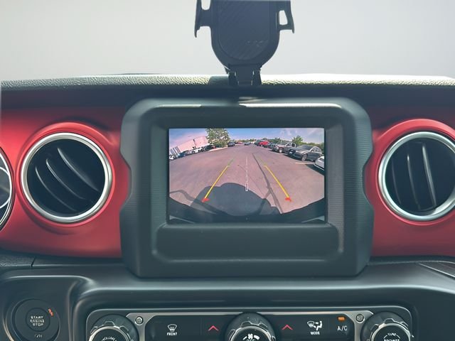 Used 2020 Gray Jeep Rubicon image 15