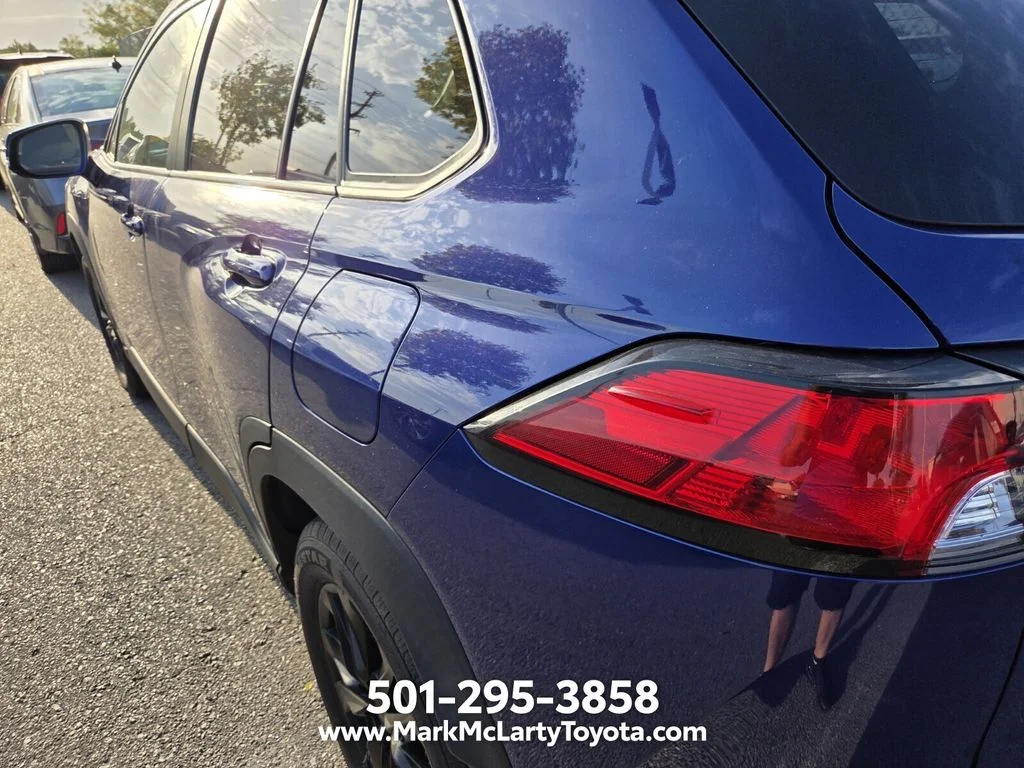 Used 2022 Blue Toyota LE image 6