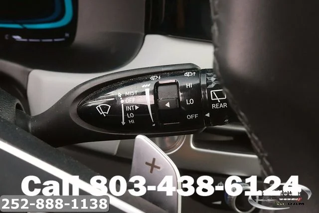 Used 2025 Black Hyundai SEL image 24