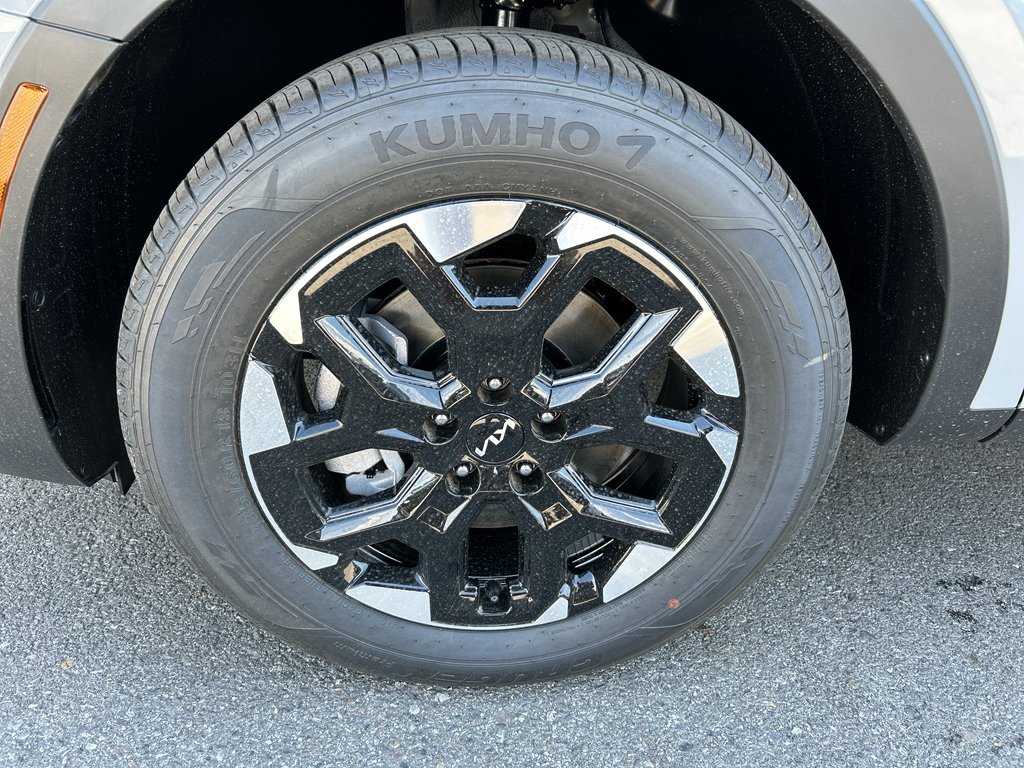 New 2026 Wolf Gray Kia S image 8
