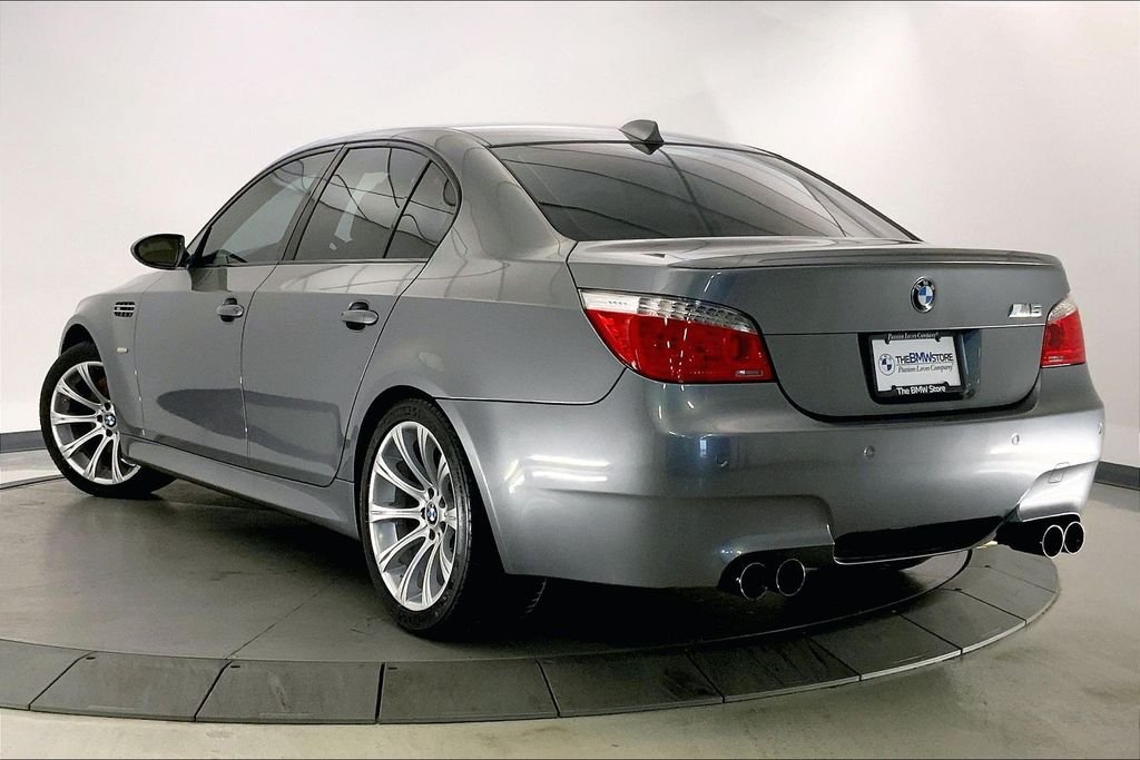 Used 2008 Space Gray Metallic BMW  image 10