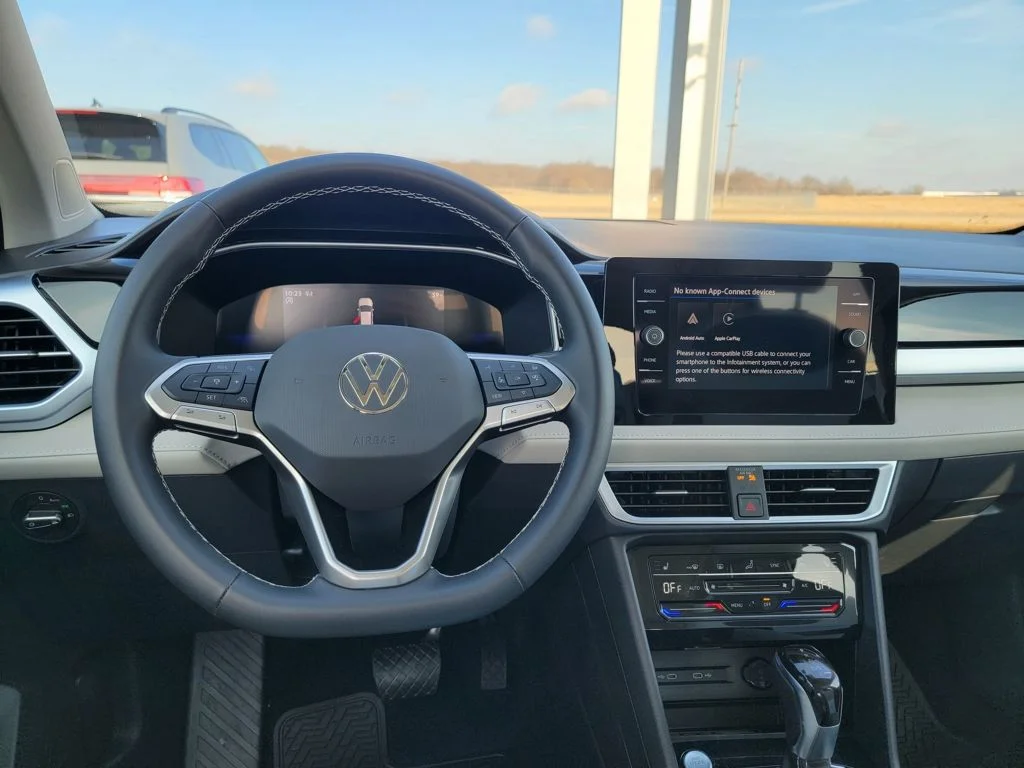 2026 Volkswagen Taos SE - Photo 28