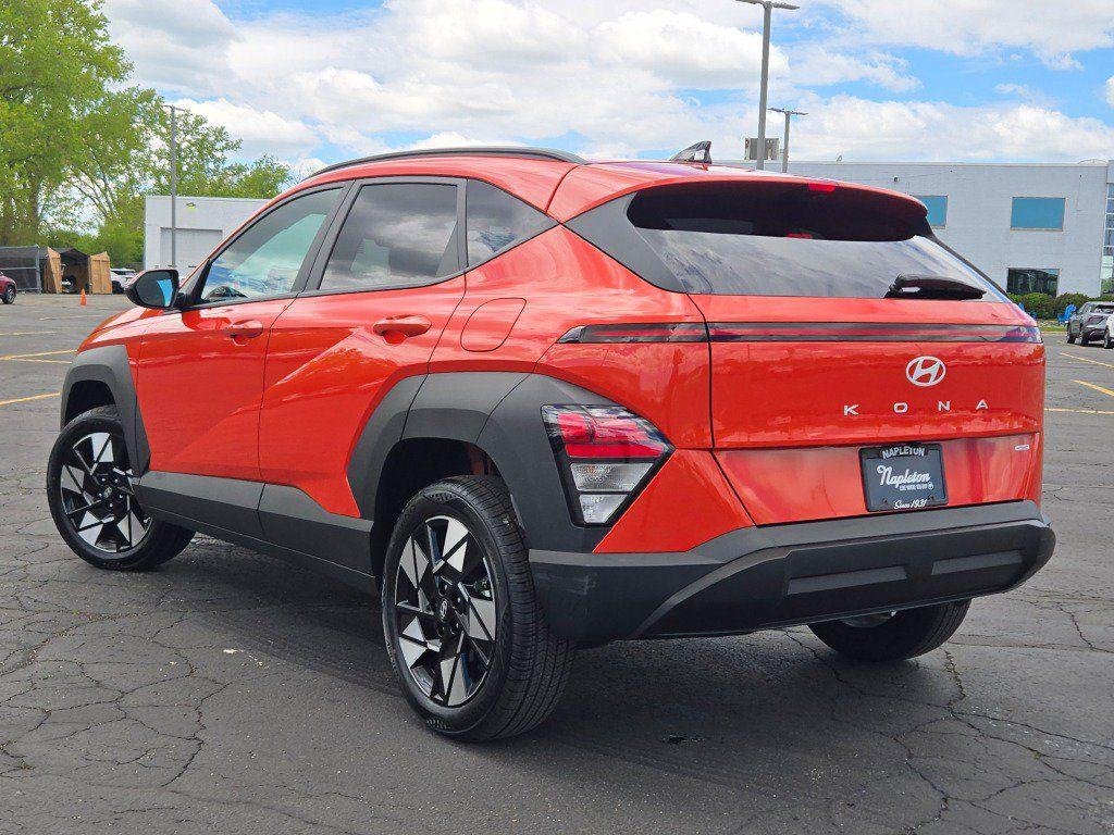 New 2025 Orange Hyundai SEL AWD image 15