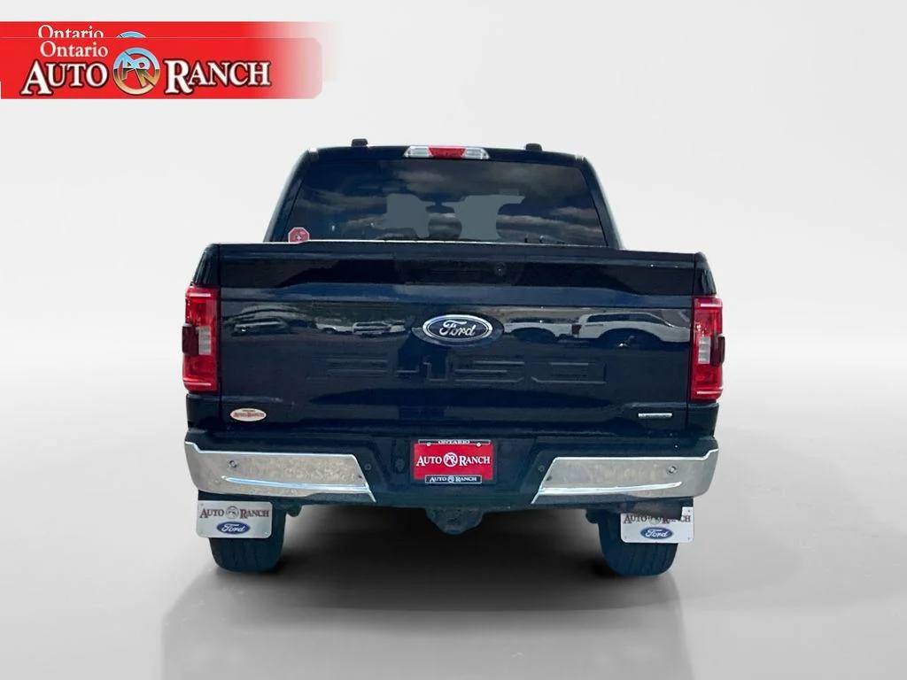 Used 2021 Antimatter Blue Metallic Ford XLT image 4