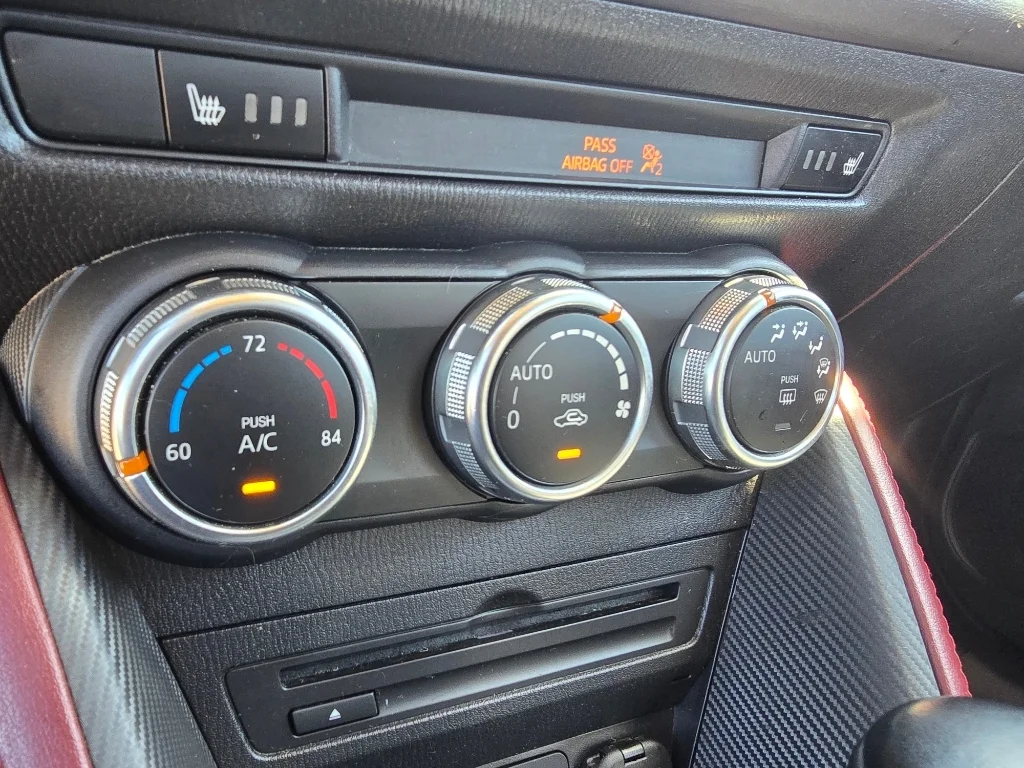 Used 2018 Deep Crystal Blue Mica Mazda Touring image 21