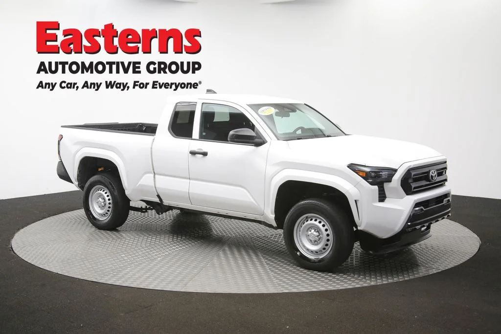 Used 2025 White Toyota SR image 44
