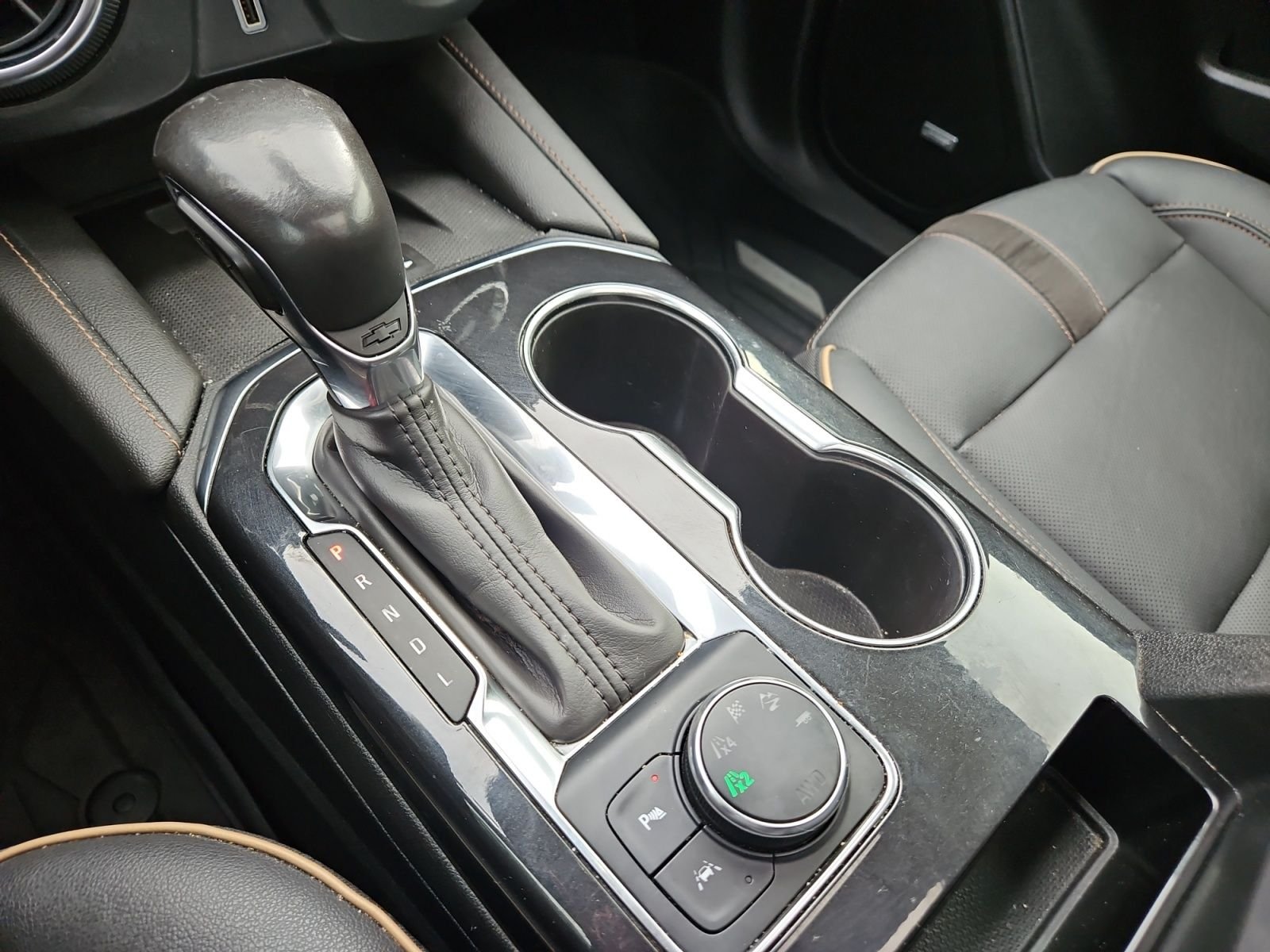 Used 2022 Blue Chevrolet Premier image 26