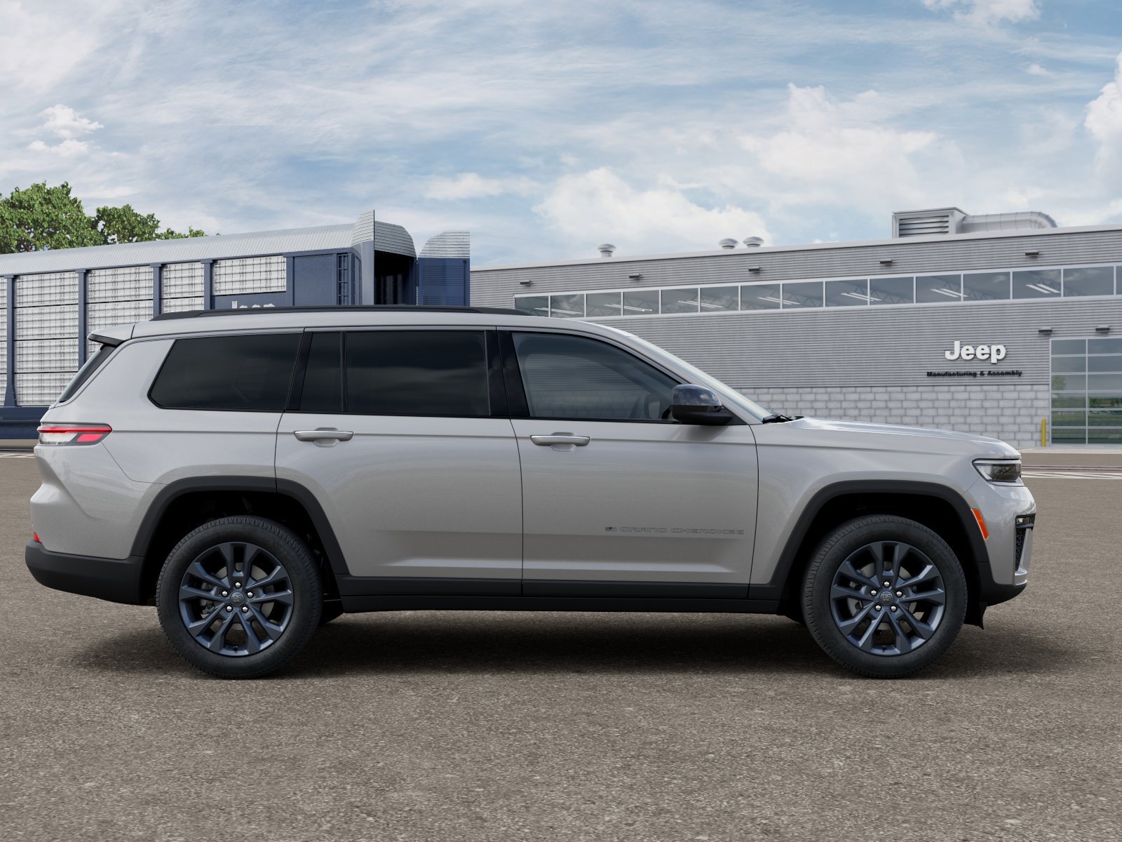 New 2026 Silver Zynith Exterior Paint Jeep Limited image 21