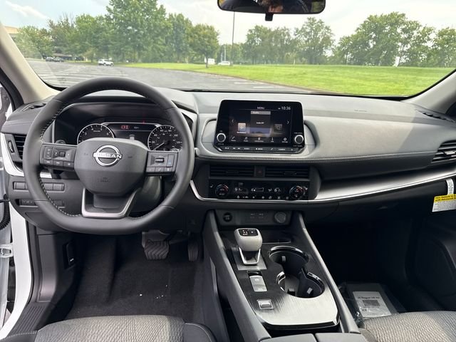 New 2026 White Nissan SV image 15