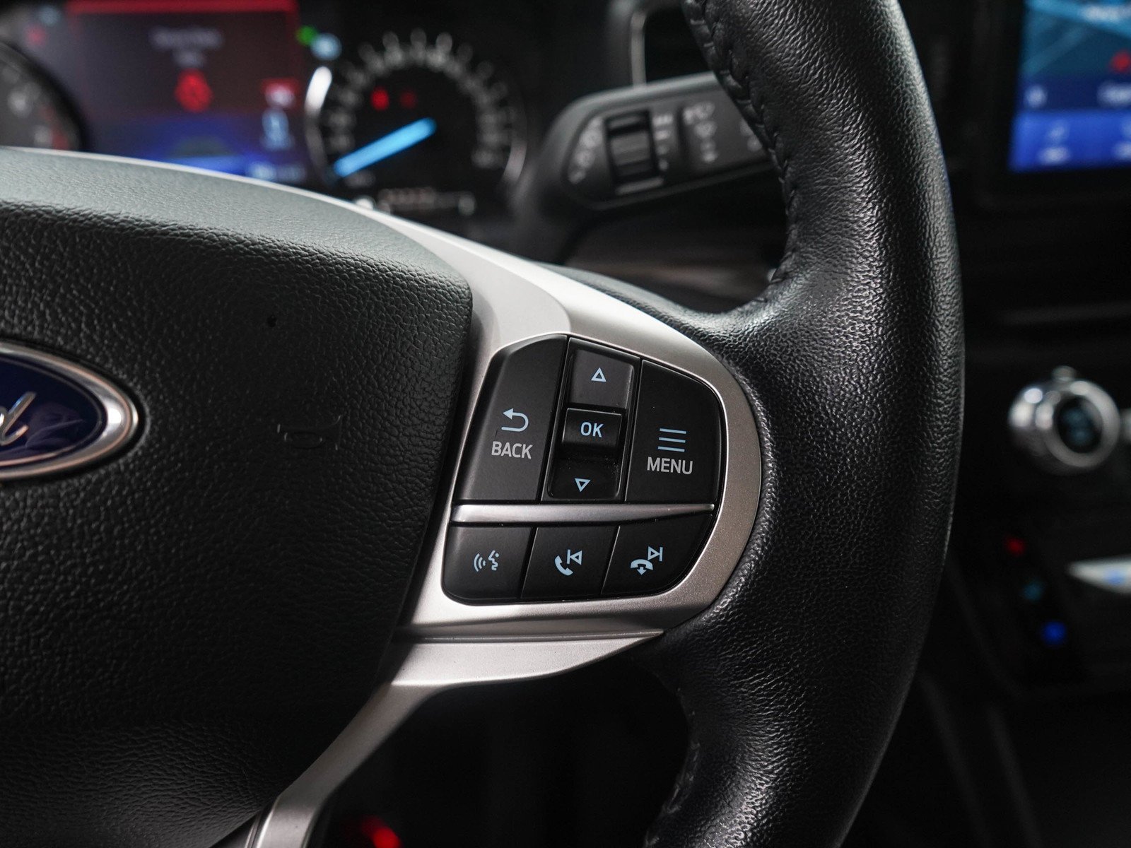 Used 2023  Ford Limited 4WD image 29
