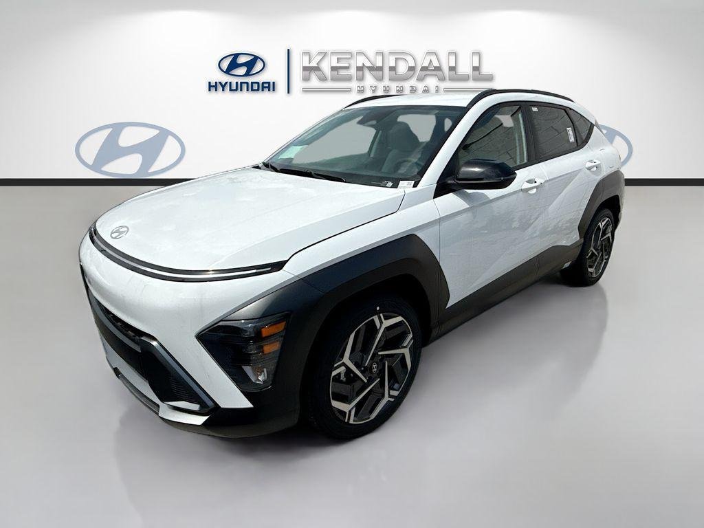 New 2026 Atlas White Hyundai SEL Premium FWD image 3