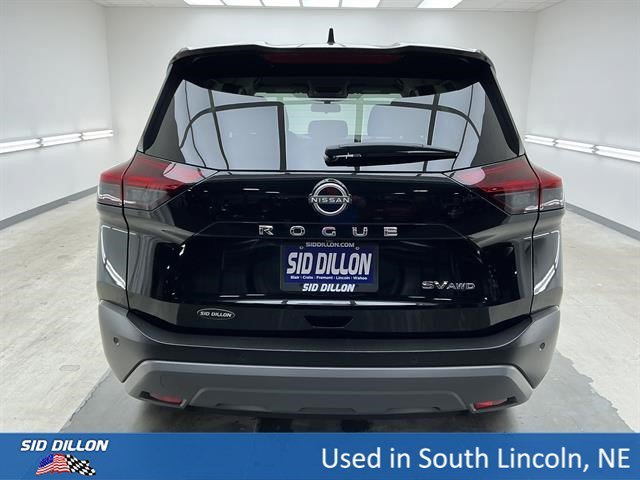 Used 2023 Super Black Nissan SV image 5